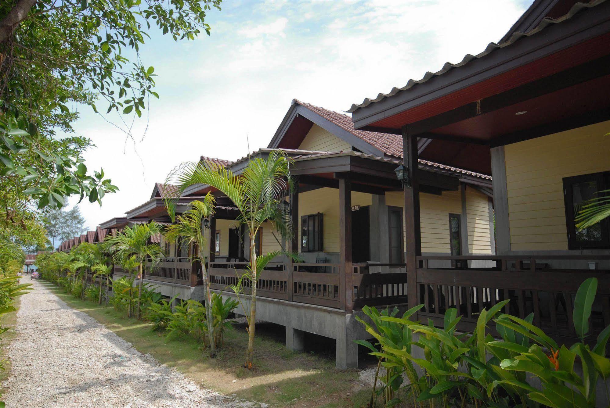 Haad Yao Bungalows Buitenkant foto
