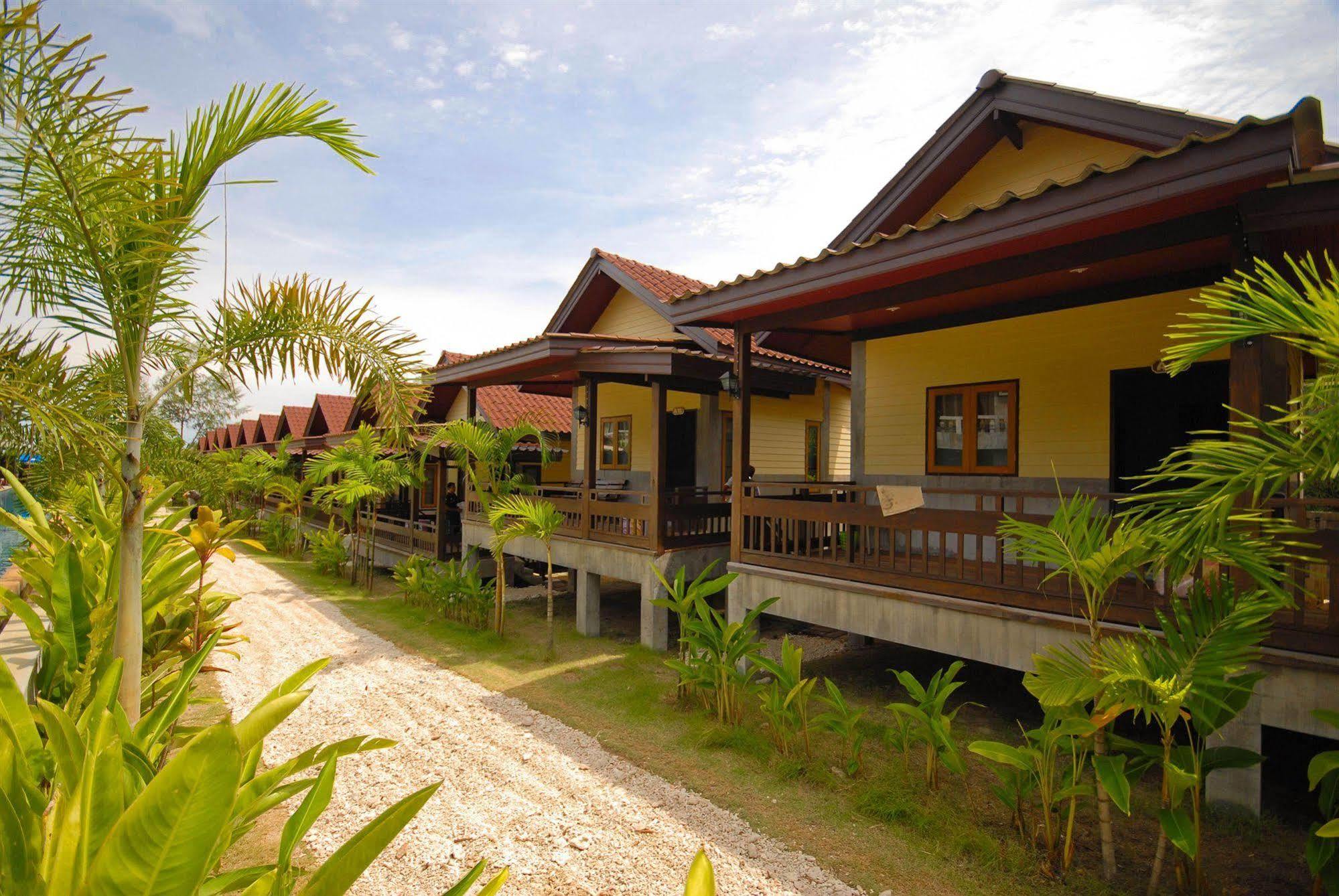 Haad Yao Bungalows Buitenkant foto