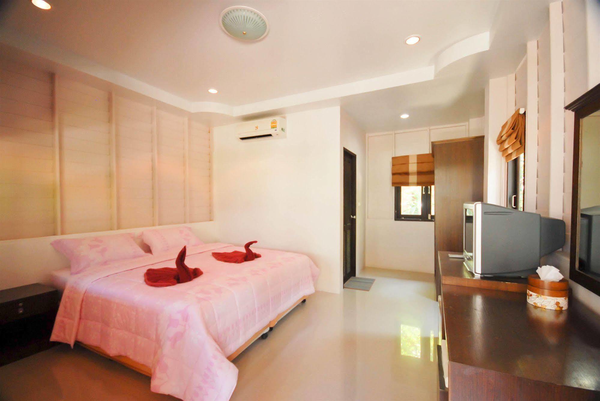 Haad Yao Bungalows Buitenkant foto